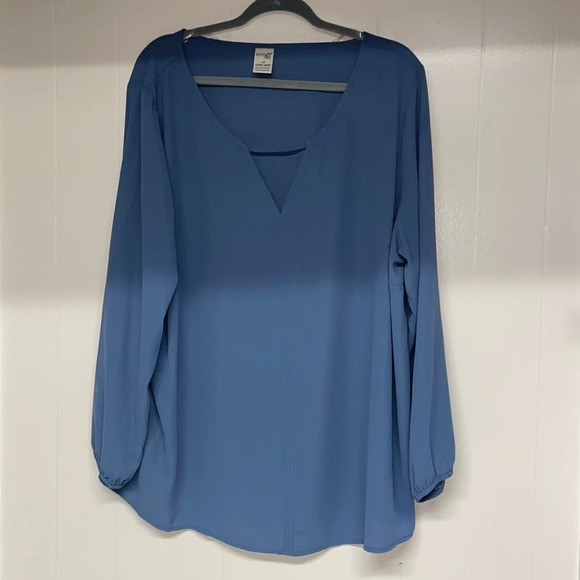 Terra & Sky Women’s Plus Size Blouse - Picture 1 of 9